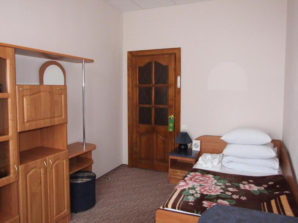 Sanatoriy Kristall Truskavets Kamer foto